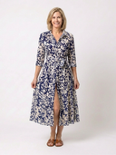 Women's Abstract Print Midi – Shirt Collar Three Quarter Sleeve Dress