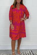 Women's Damask Print Midi Dress – V-Neck Three Quarter Sleeve Summer Shift