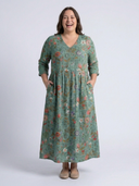 Women's Floral Maxi – V Neck Three Quarter Sleeve Tiered Gathered Garden Dress