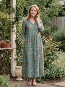 Women's Floral Maxi – V Neck Three Quarter Sleeve Tiered Gathered Garden Dress