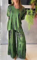 Women's Tie-Dye Print Two-Piece Set – Oversized Short Sleeve Top Wide-Leg Pants